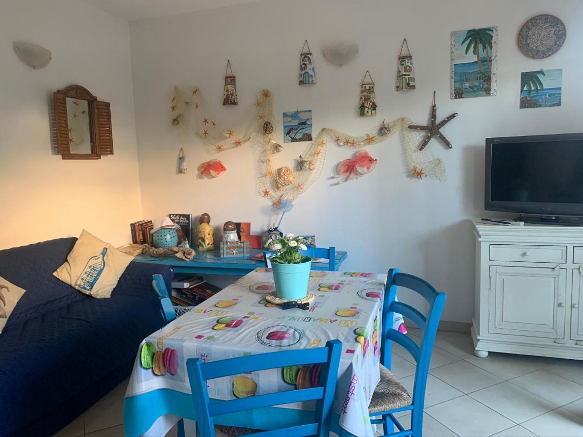 Appartamento La Casa azzurra La Maddalena  Esterno foto