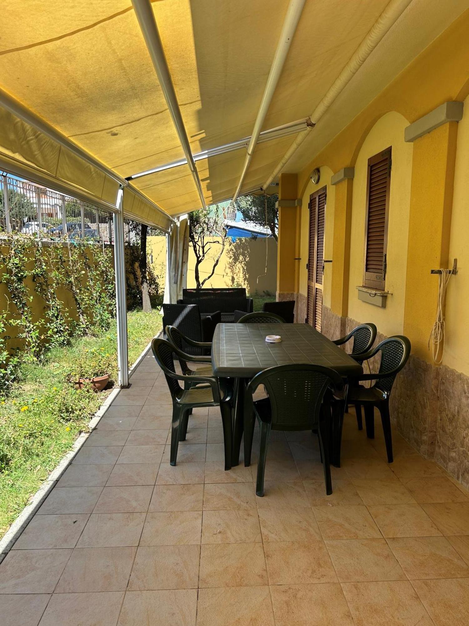 Appartamento La Casa azzurra La Maddalena  Esterno foto